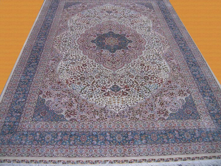 300lines handd-made silk rug