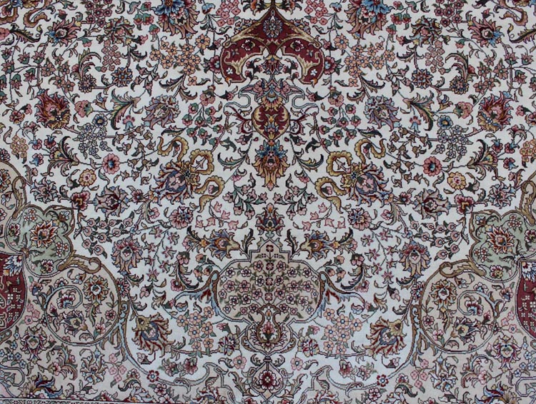 the field of oriental hand-made silk rug