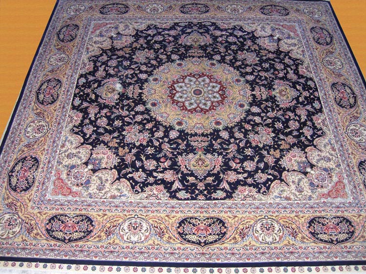 square shape silk carpet